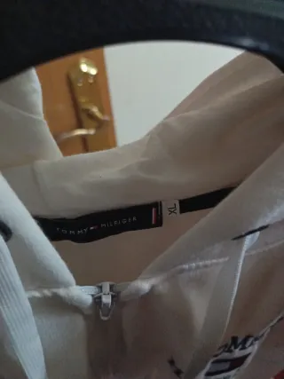 Sudadera Tommy Hilfiger con capucha