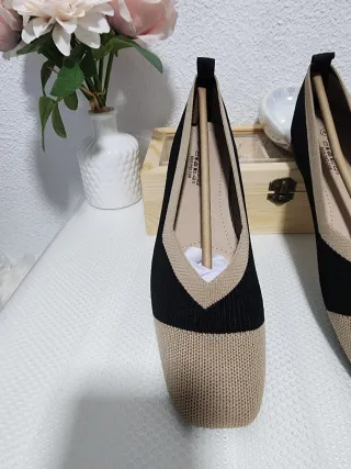 Bailarinas beige y negras