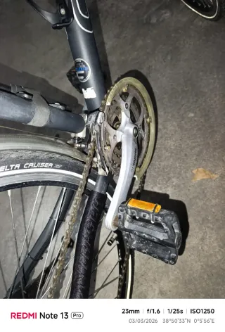 Bicicleta Cube Negra LIMITED