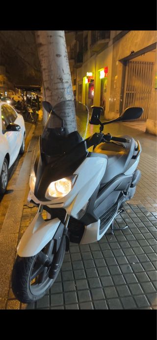 Yamaha Xmax 125cc Perfecto Estado