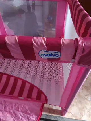 Cuna de parque infantil rosa