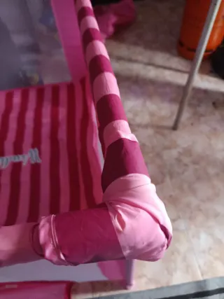 Cuna de parque infantil rosa