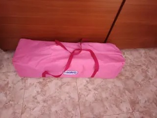 Cuna de parque infantil rosa