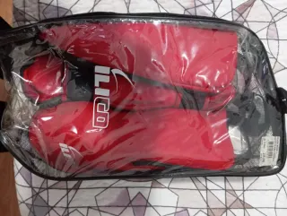 Protecciones pies y espinilleras Taekwondo