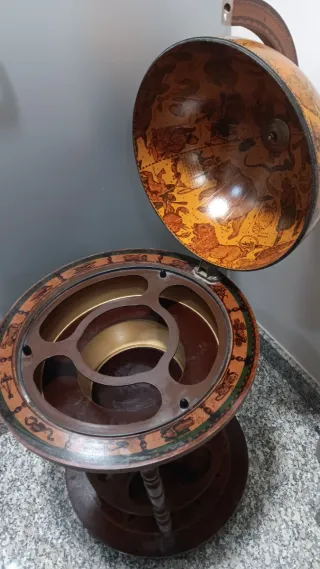 Botellero Globo Terráqueo