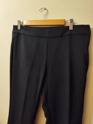 Pantalón negro de vestir