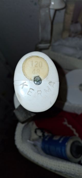 Bastones de esquí blancos 115cm.