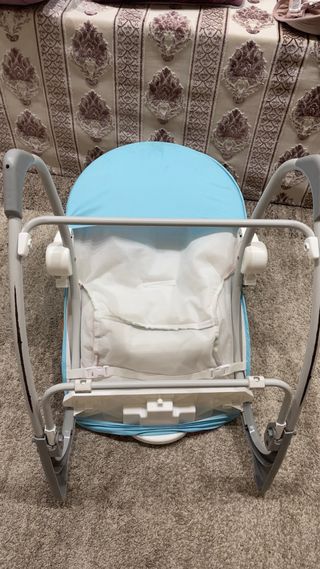 Hamaca bebé con vibración relajante