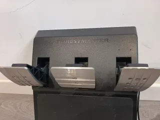 Pedali Thrustmaster T300