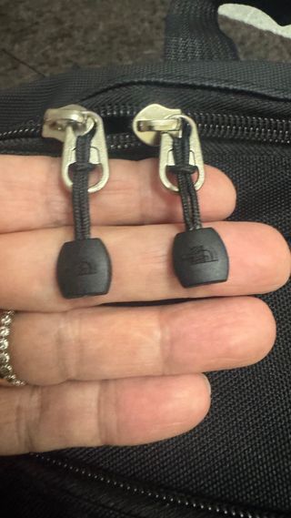 Mochila The North Face Preta 30L Usada 2 vezes