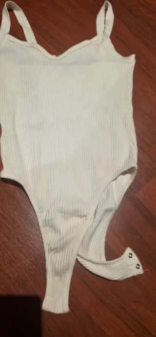 Body tirantes blanco muy bonito