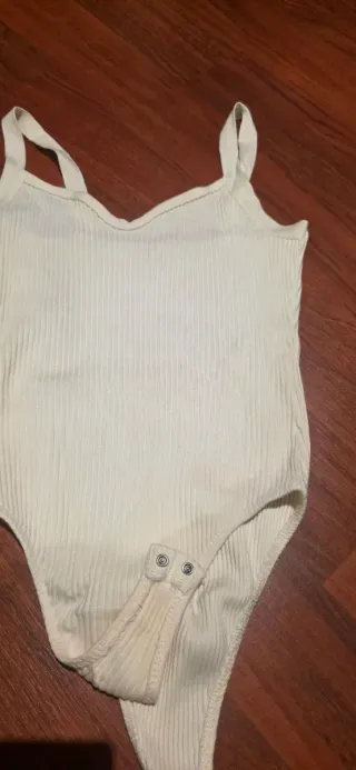 Body tirantes blanco muy bonito