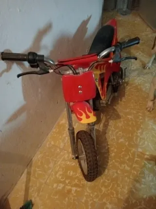 Minimoto Infantil Roja y Amarilla