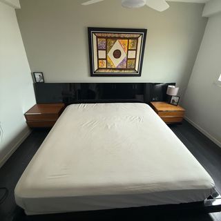 Dormitorio moderno madera maciza