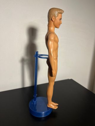 Bambola Ken Fashionista Barbie