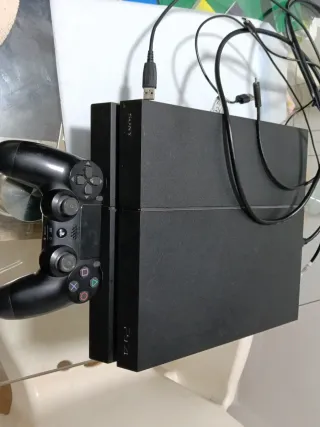 PS4 (PlayStation 4) Sony Negra