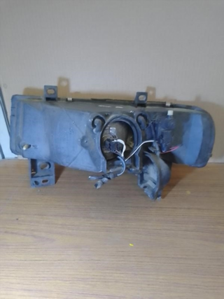 Faro derecho Renault Master II Furgón (FD)