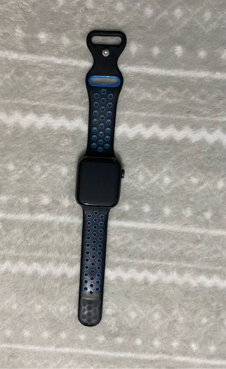 Apple Watch SE Nike 44mm Negro/Multicolor