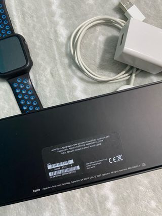 Apple Watch SE Nike 44mm Negro/Multicolor