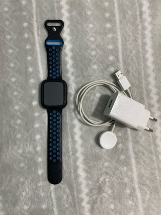 Apple Watch SE Nike 44mm Negro/Multicolor