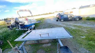 Puerta de madera sin usar