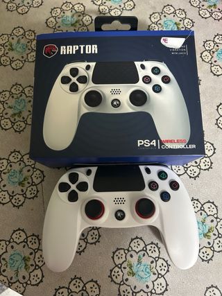 PS4 (PlayStation 4) + GTA V + Mando