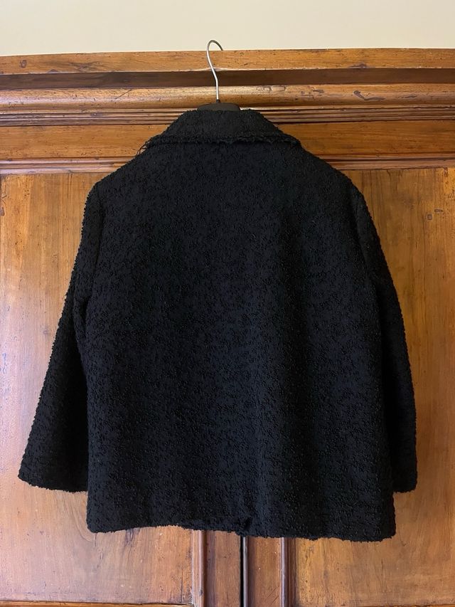 Chaqueta corta Kontatto negra