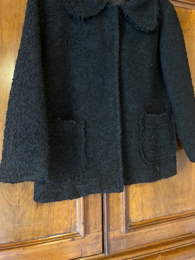 Chaqueta corta Kontatto negra