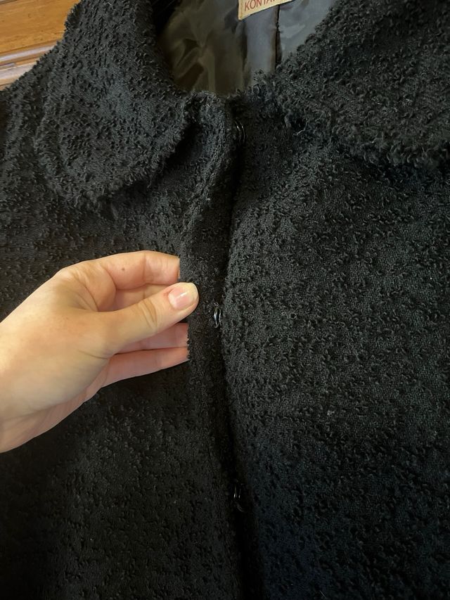Chaqueta corta Kontatto negra