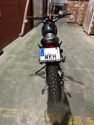 Moto Leonart Tracker 125 Negra