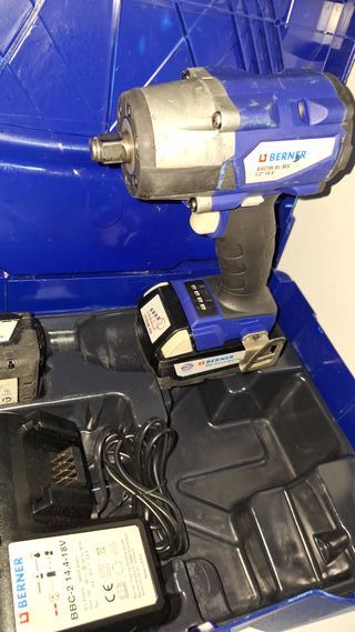 Llave de impacto Berner 700Nm 1/2 con baterías