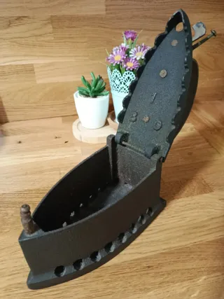 Plancha de Hierro Antigua Decorativa