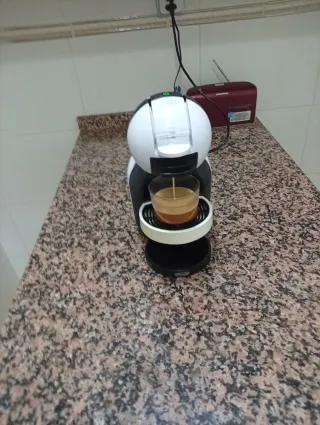 Cafetera Dolce Gusto Automática