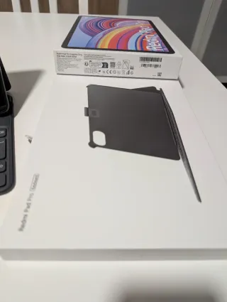 Redmi Pad Pro 8/256 GB + Teclado Original