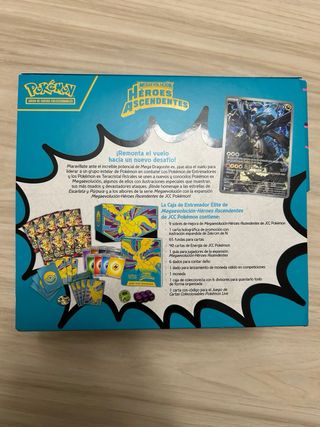 Caja Entrenador Élite Pokémon Héroes Ascendentes