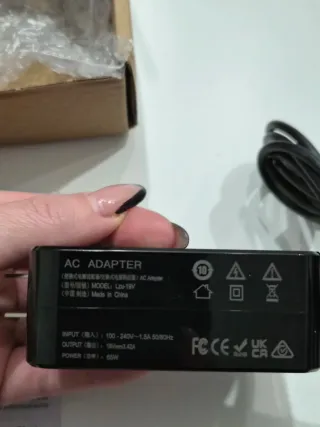 Adaptador Corriente Asus Negro