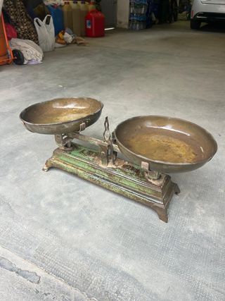 Balanza Antigua Dos Platos