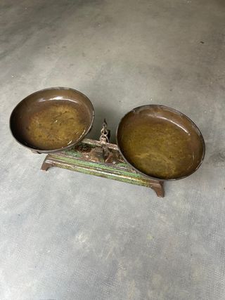 Balanza Antigua Dos Platos