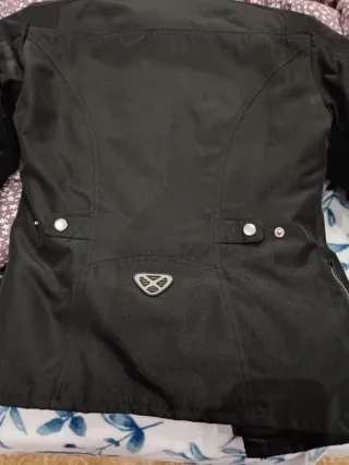 Chaqueta Moto Mujer IXON Negra