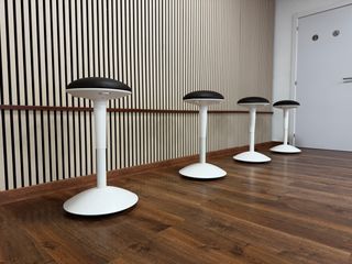 Taburetes regulables