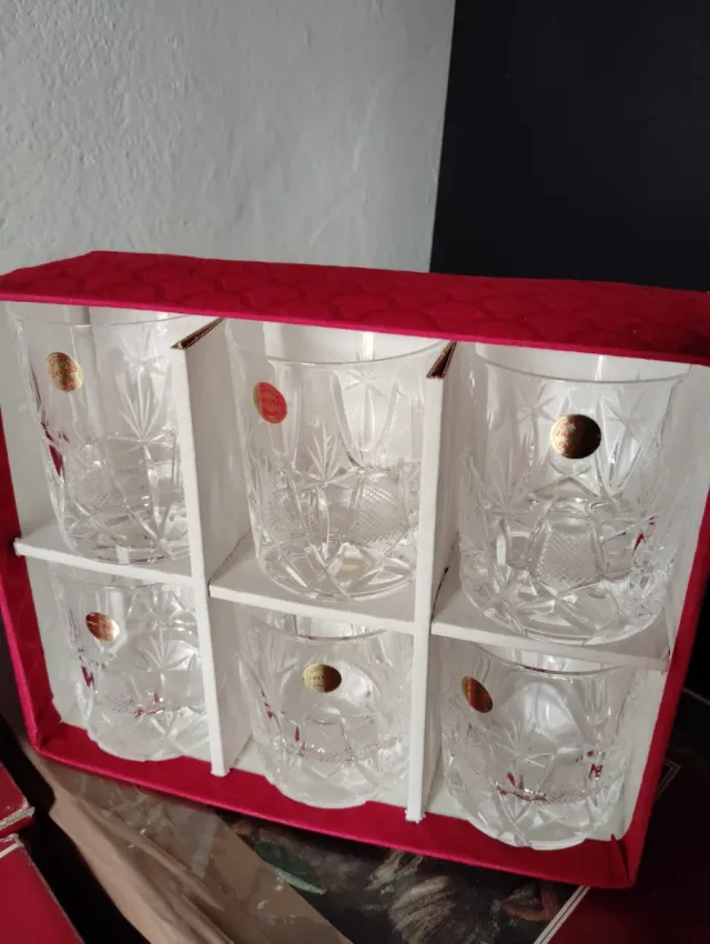 Juego de copas y jarra Mila