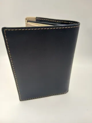 Cartera de piel bicolor