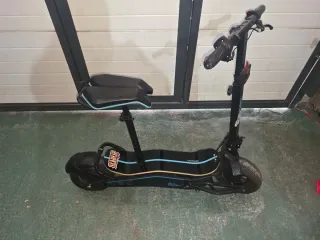 Patinete Eléctrico con Asiento