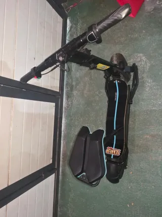 Patinete Eléctrico con Asiento