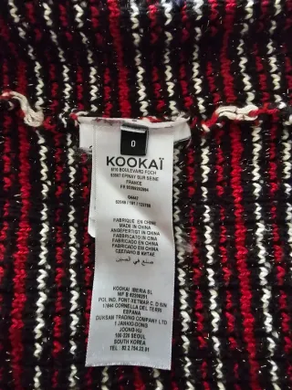 Chaqueta punto Kookai cuadros roja y negra