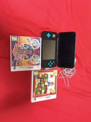 Nintendo 2DS XL Nero e Blu + Giochi