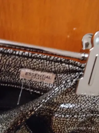 Pantalón Salsa plateado efecto piel