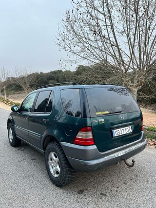 Mercedes-Benz Clase M 1999