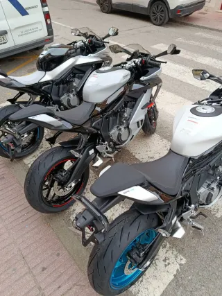 CFMOTO 675SR-R NUEVA  TRICILÍNDRICA 95CV