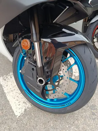 CFMOTO 675SR-R NUEVA  TRICILÍNDRICA 95CV